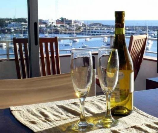 Departamento en venta y alquiler frente al puerto Punta del Este